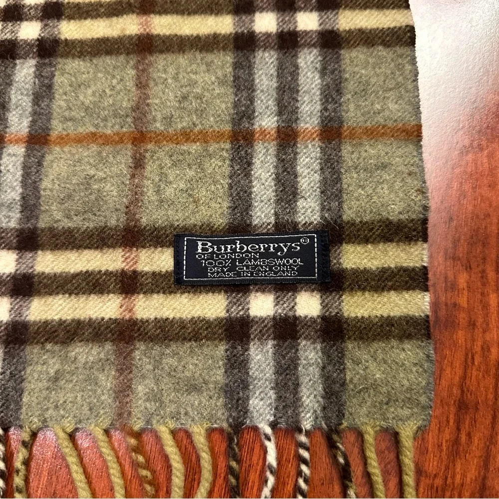 Authentic Vintage Burberry Unisex Green Nova Check Lambswool Scarf